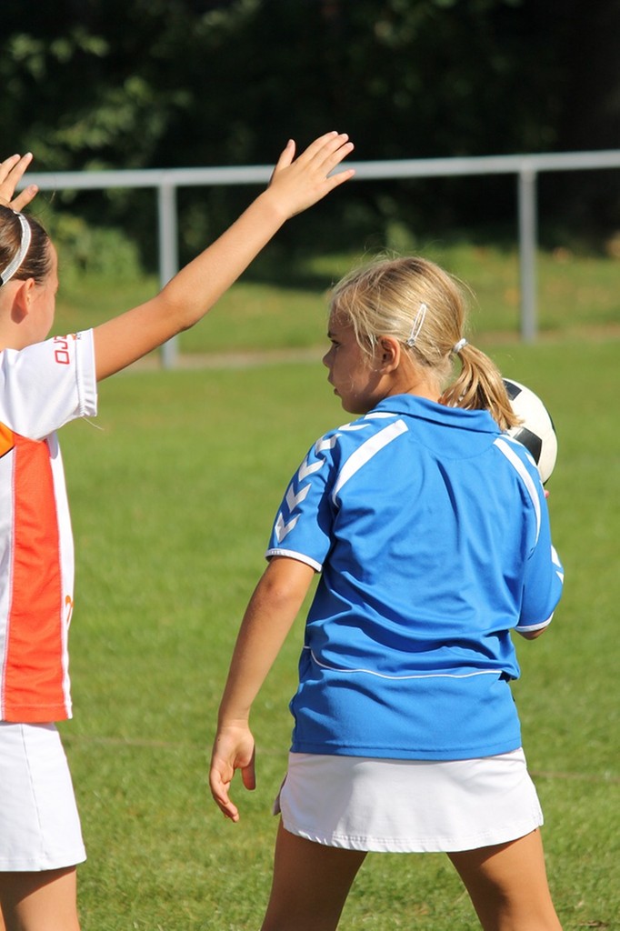 E2 tegen OJC 034.jpg